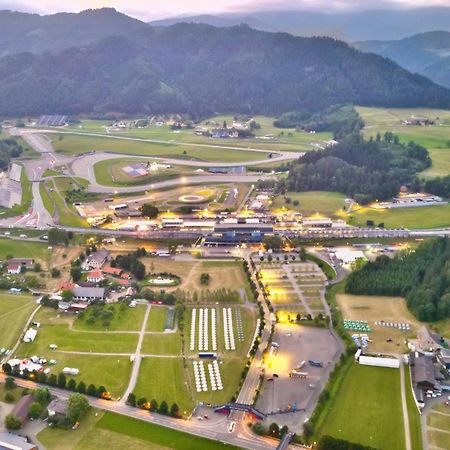 Grandprixcamp, Closest To The Red Bull Ring, Up To 4 Guests In A Tent Spielberg Bei Knittelfeld Exteriör bild