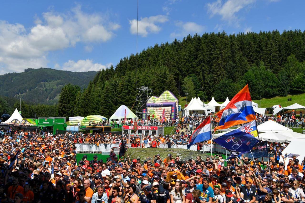 Grandprixcamp, Closest To The Red Bull Ring, Up To 4 Guests In A Tent Spielberg Bei Knittelfeld Exteriör bild
